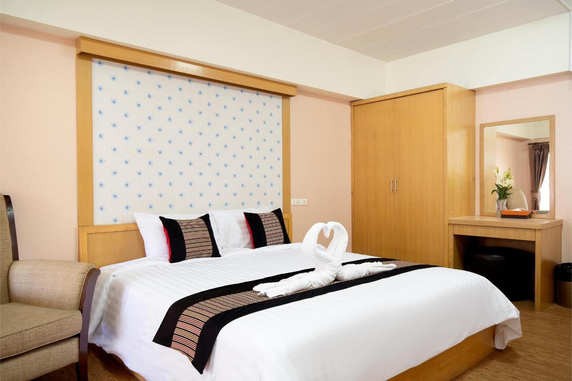 P-Park Hotel Bangkok Bagian luar foto